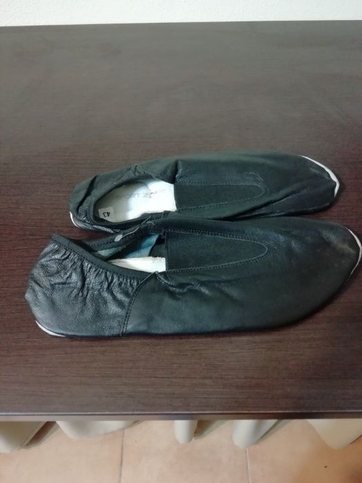 Sapatos ginastica