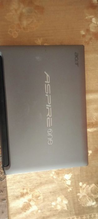 Нетбук ASPIRE one