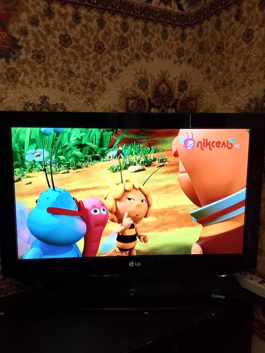 ЖК Телевизор, рабочий