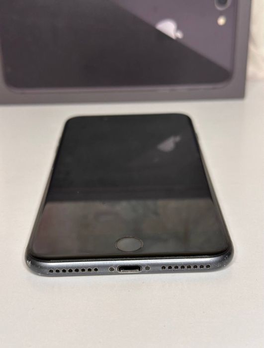 Продам IPHONE 8+ 64gb