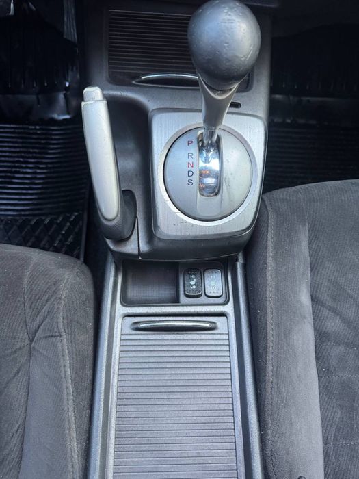 Honda civic 4 D 1.8 газ  бензин