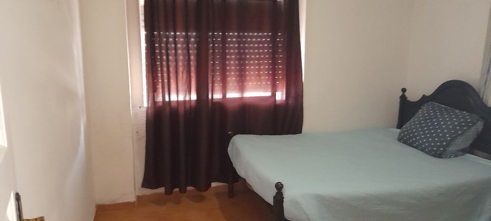 Quarto solteiro 400 ou casal 600