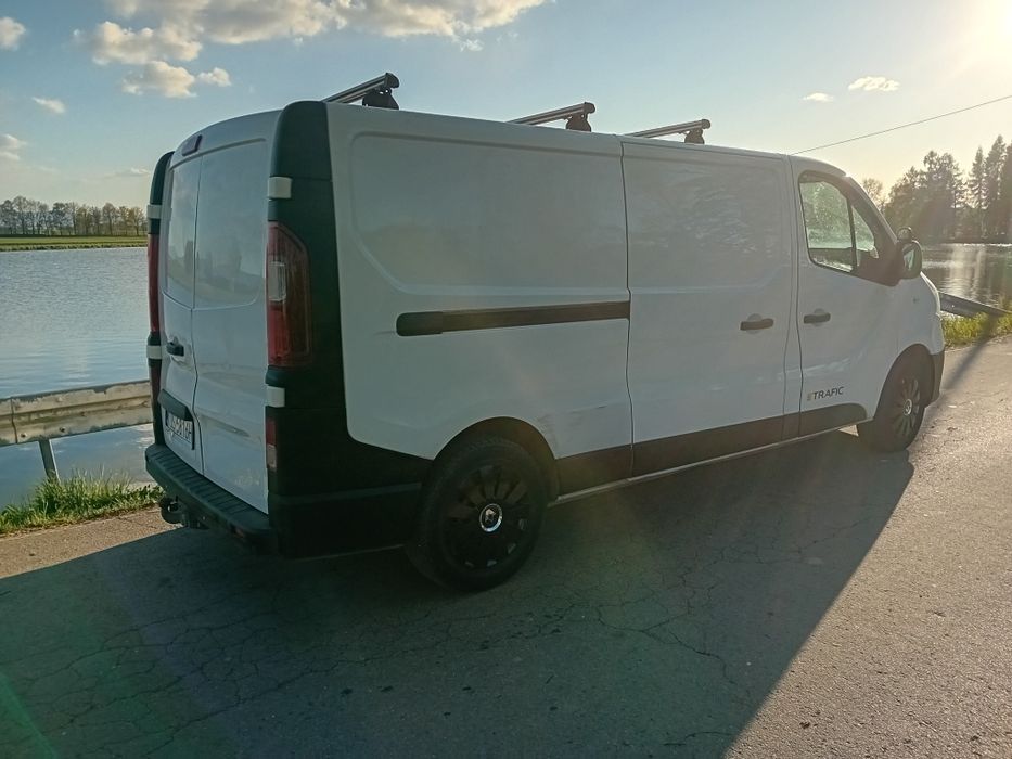 Renault Trafic 1.6 Long 3osobowy