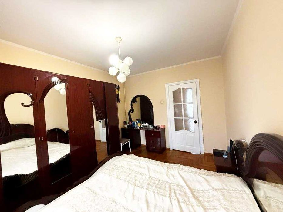 |  Продаж 3-кімнатної укомплектованої  квартири з ремонтом