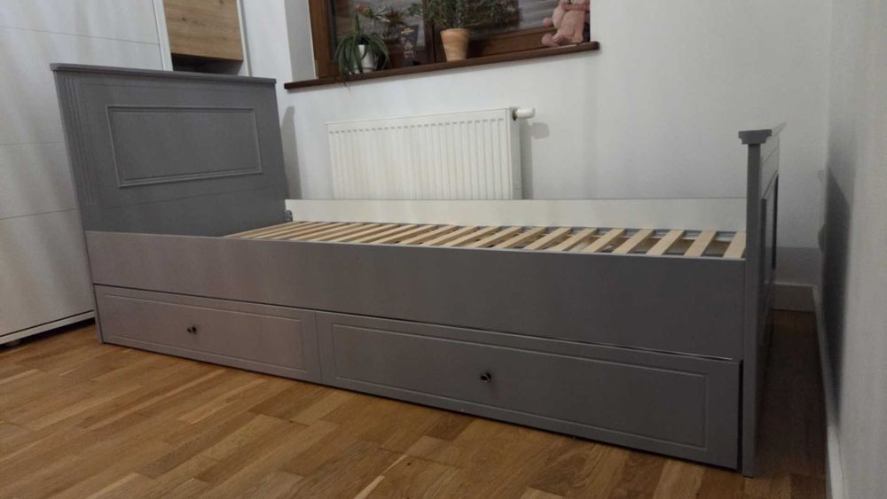 Bellamy INES łóżko 90x200 w kolorze NEUTRAL GREY z szufladą na dodatkowy materac