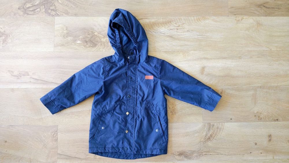 Kurtka z dopinaną bluzą rozmiar 98