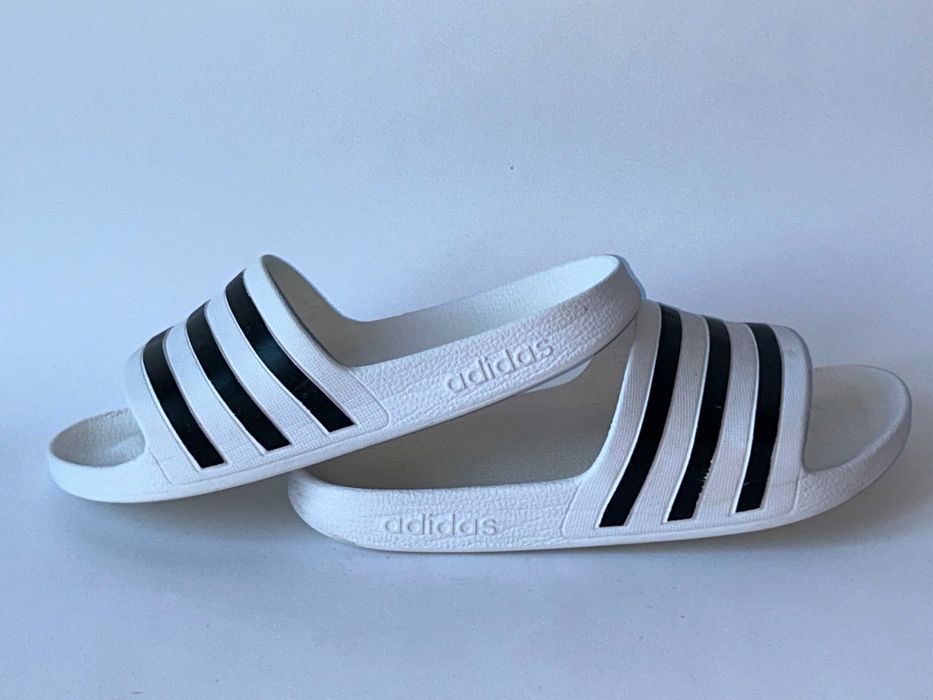 Шльопанці Adidas 37 (23,5 см) Оригінал унісекс Стан відмінний!