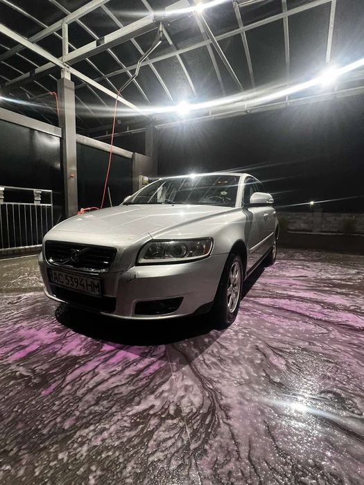 Вольво в 50 , 1.6 дизель , 2010 року