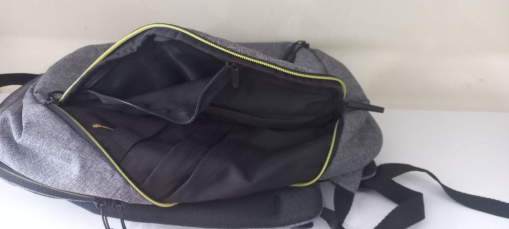 Оригінал Incase Reform рюкзак