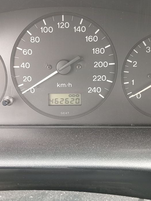 Продам авто Mazda 626 gf