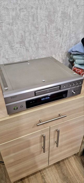 Универсальный проигрователь CD DVD и SACD дисков Denon DVD-3910
