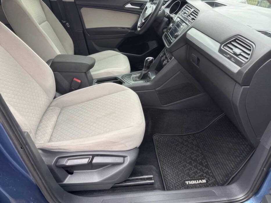Volkswagen Tiguan S      2020