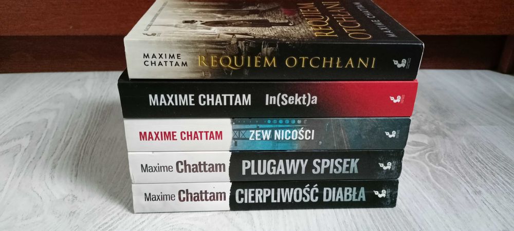 Chattam Plugawy spisek Cierpliwość diabła Zew nicości Requiem Otchłani