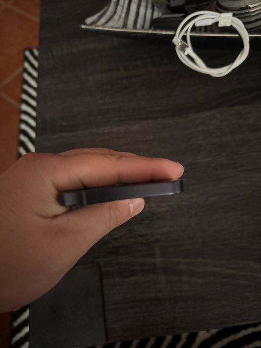 Iphone 12 preto em bom estado