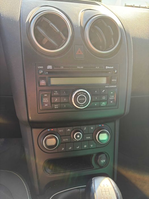 Nissan Qashqai 1.6 a gasolina (geração J10), com apenas 123.300 km | versão Acenta, do ano 2010
