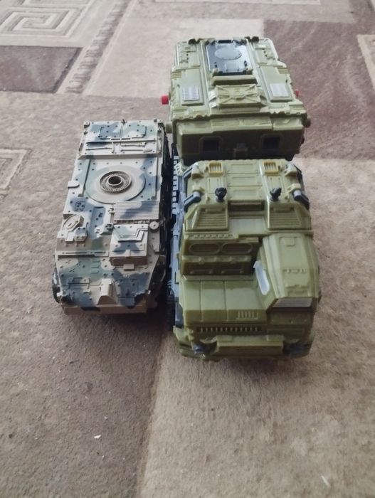 Іграшки для хлопчиків