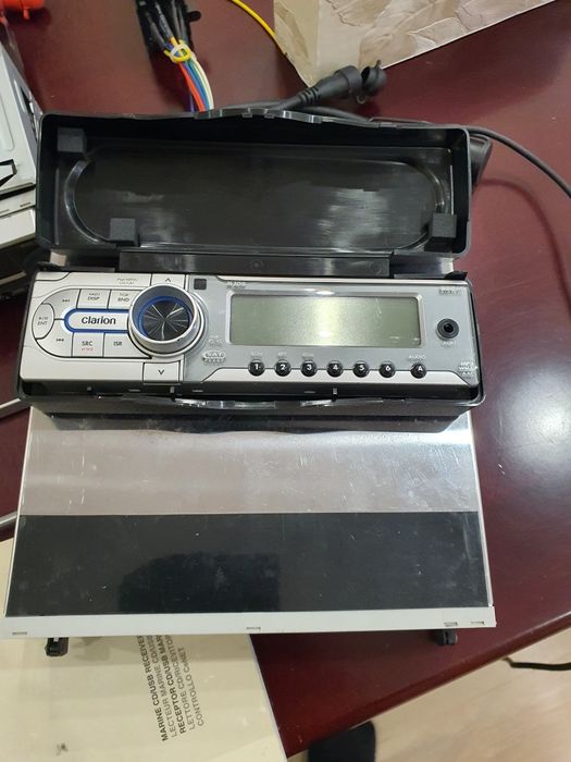 Морская магнитола Clarion m 309