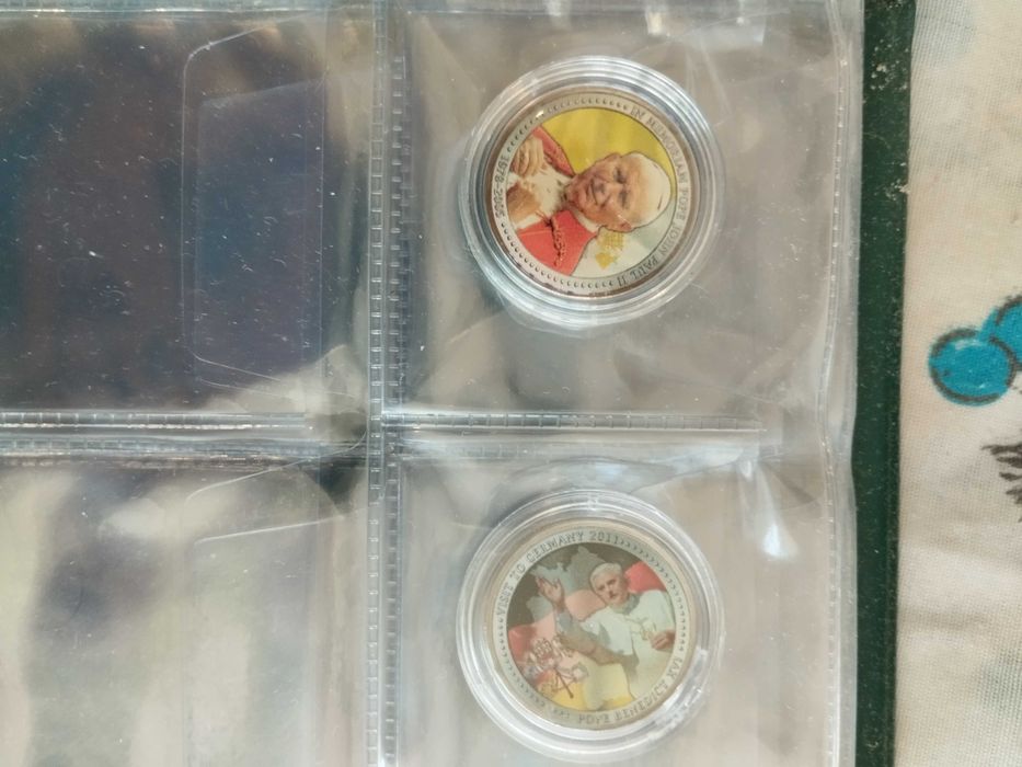 Moedas 2 euros coloridas