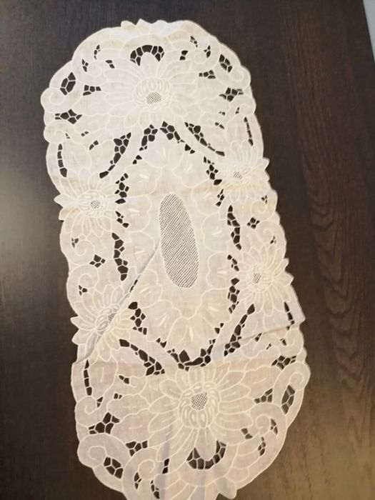 Conjunto de 3 Naprons em renda e Linho