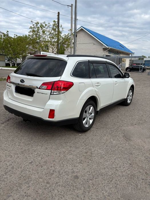 Продам субару аутбек 2012 р.в. 2.5 г/б