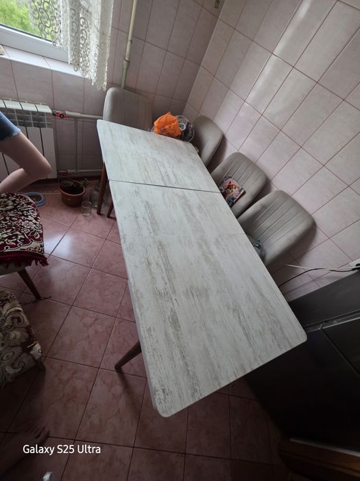 Продам стіл кухоний