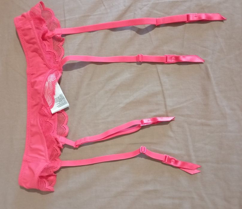 Пояс для панчіх H&M