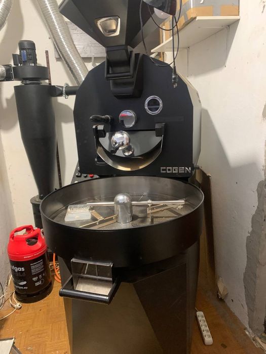 Росте машина для обсмажки кави