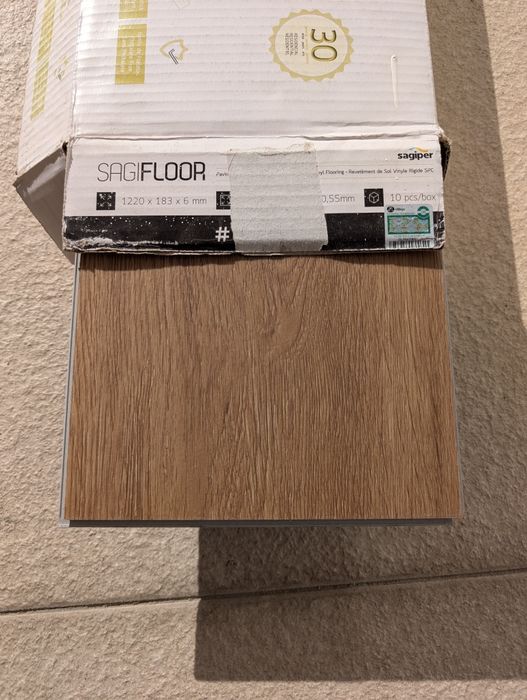 2 caixas Sagifloor pavimento vinílico ref:501