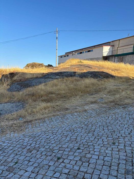 Lote de terreno para construção de moradia-RAPOULA