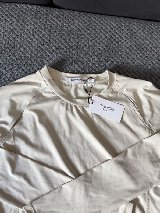 Top Calvin Klein