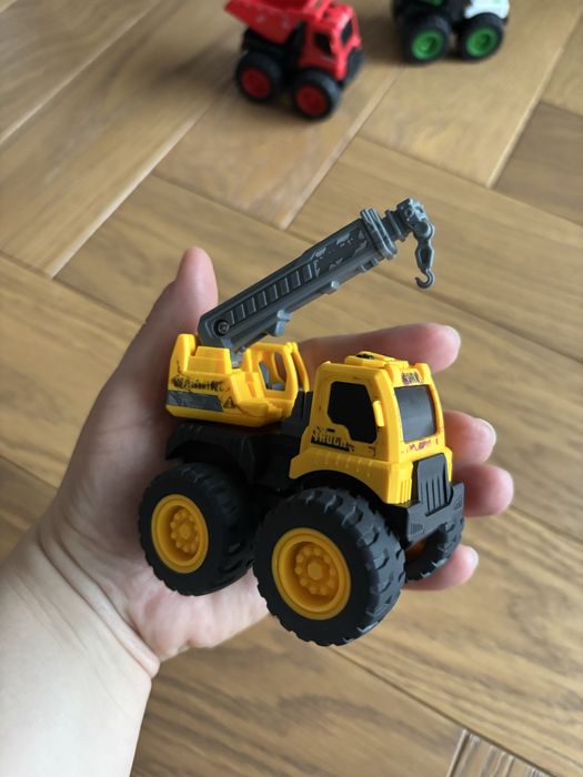 Zestaw 3 autem ciężarowych