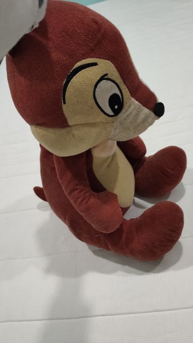 Peluche grande esquilo castenho da Disney Tico e Teco