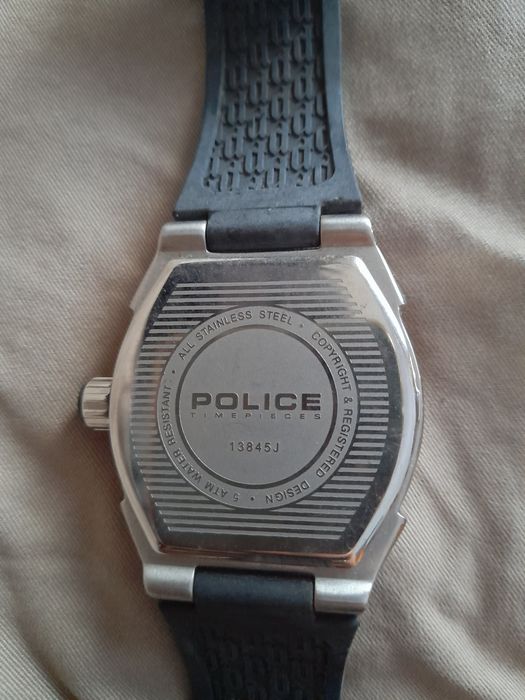 Relógio Police cobra