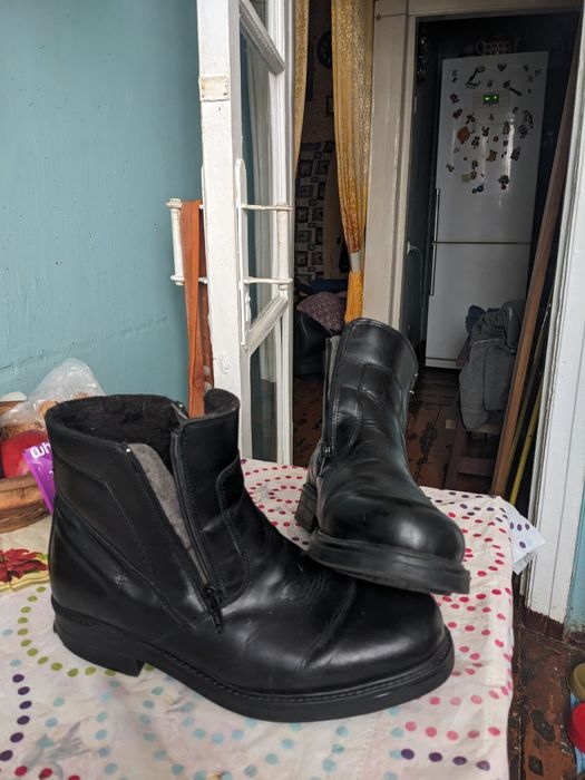 Продам ботинки отличные