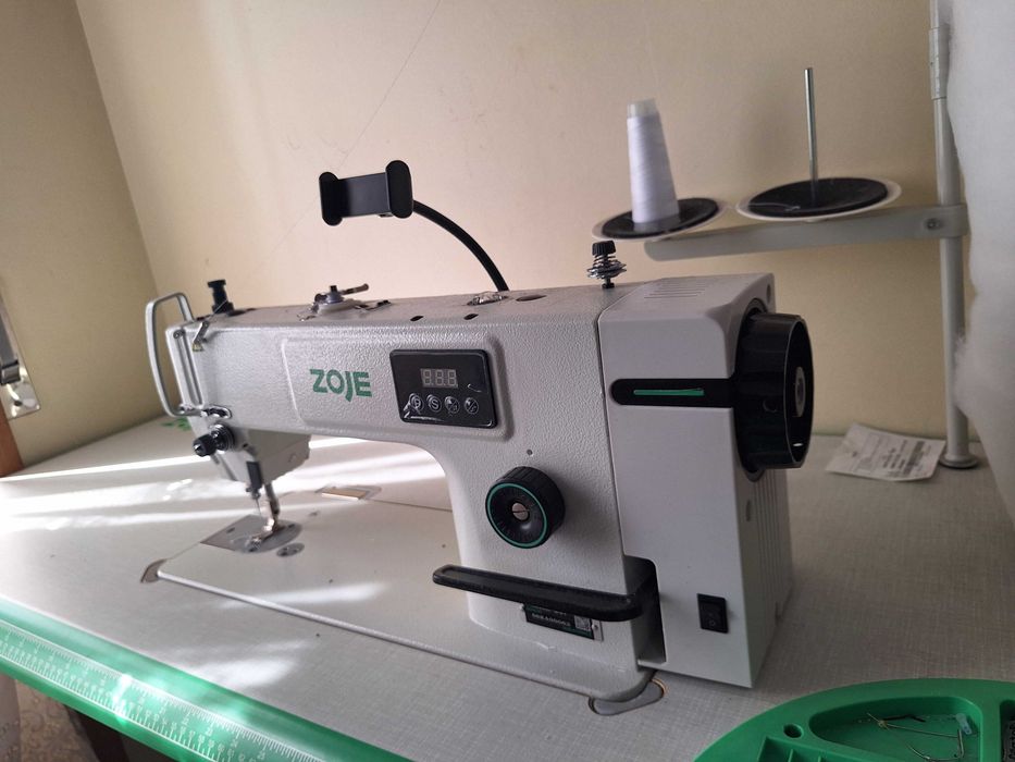 Máquina de costura industrial ZOJE A600P(ponto corrido)