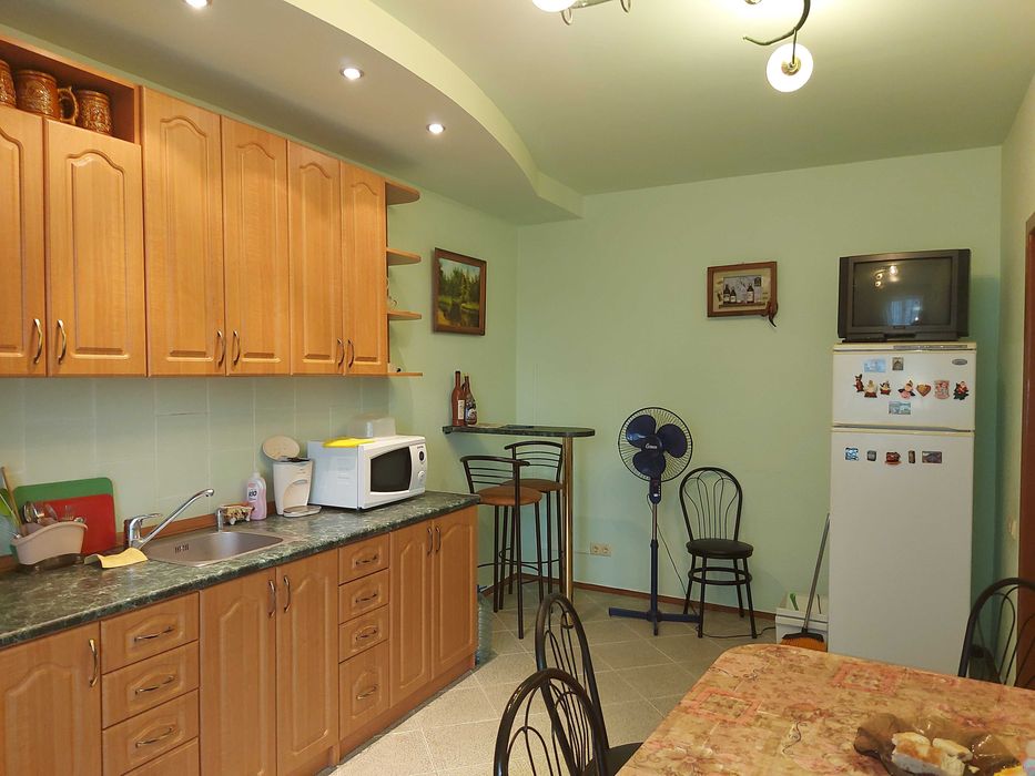 Продам классную 3 комнатную квартиру 115 кв.м