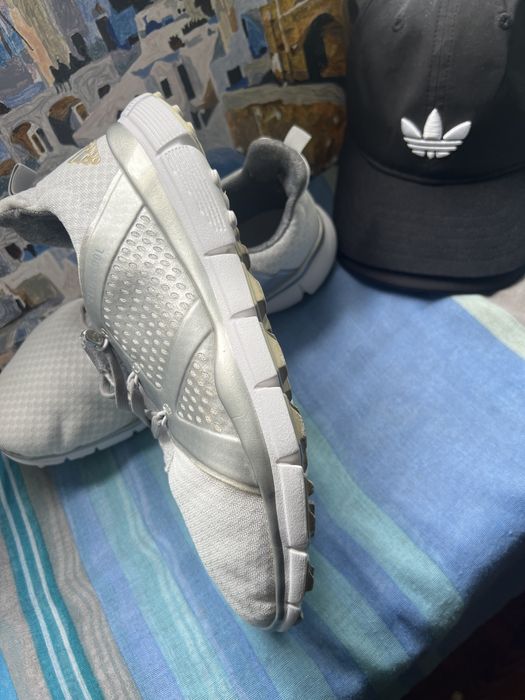 Модні кросівки Adidas Climacool Cage