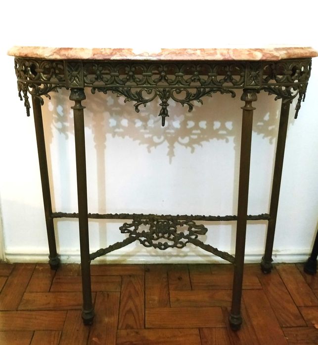 Bonita Credência Mármore Rosa Anos 50