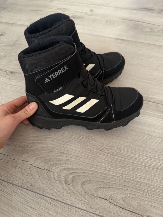 Черевики outdoor adidas TERREX TERREX SNOW CF R.RD 37 1/3