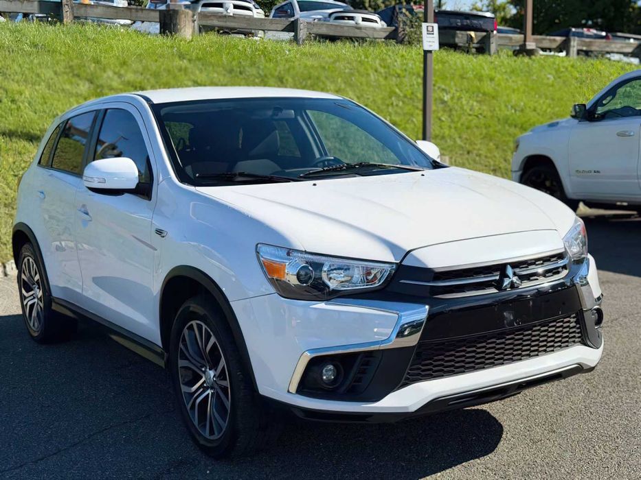 Mitsubishi Outlander      2018