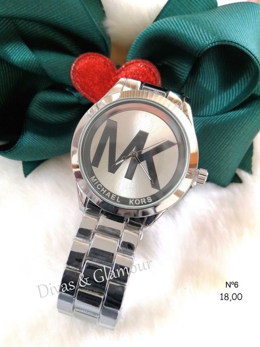 Vários modelos de relógios super fofos