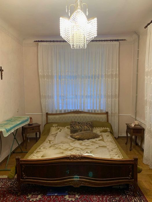 3 -комн квартира сталинка 75 кв.м (Днепрострой)