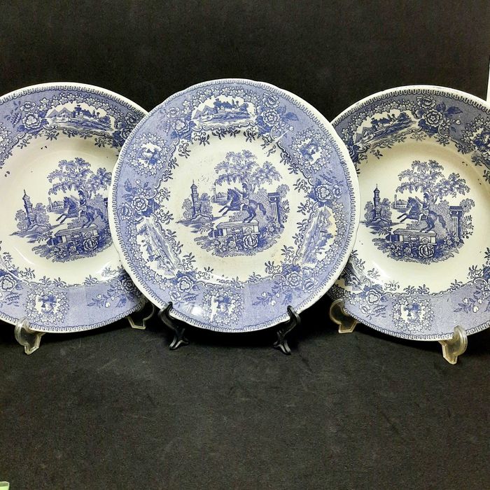 Fábrica de louça Saсavem/Gilman & Etátuas