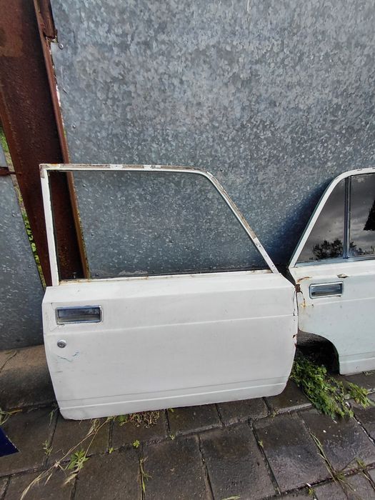 Продам двері ВАЗ 2101-099