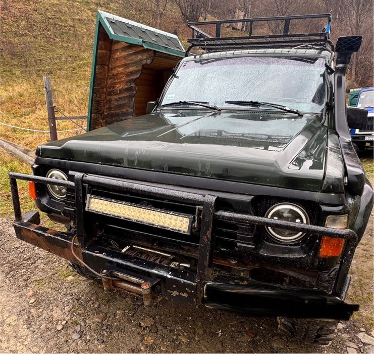 Продам Nissan Patrol 2.8  коротиш