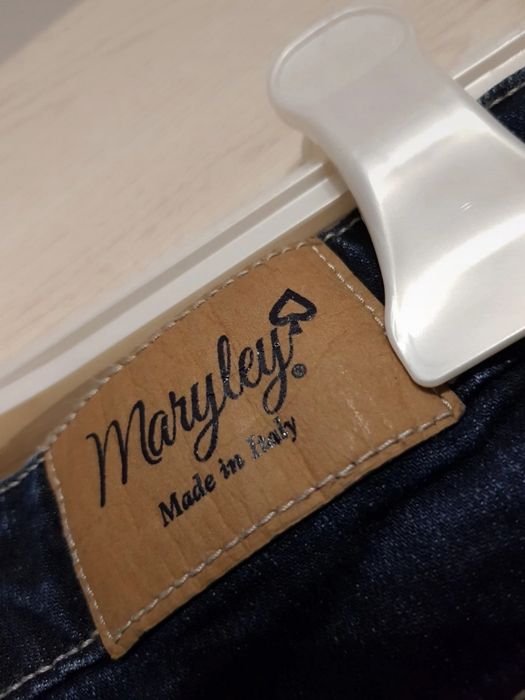 Spodnie jeans Maryley S