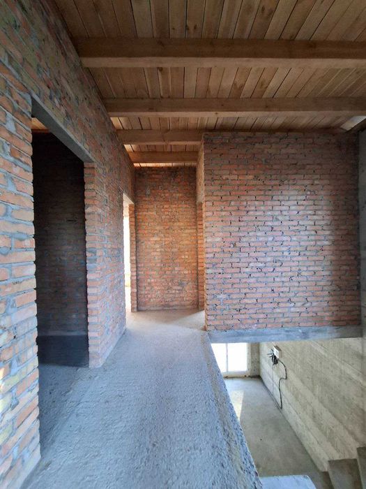 Продаж будинку з двох дуплексів 190,5м², 10 соток, вулиця М. Чалого 47а