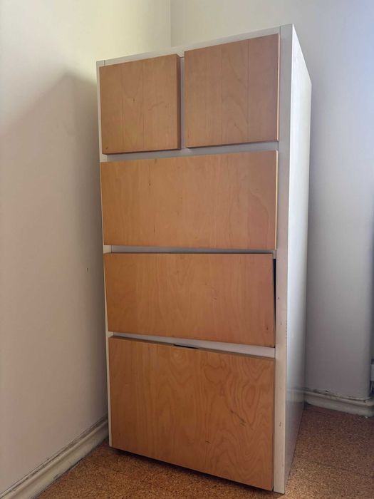 Móvel de arrumação usado IKEA