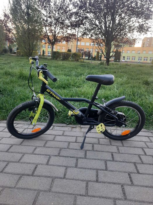 Rower dziecięcy 16 cali Btwin Dark Hero