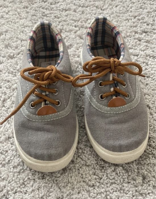 Pisamonas Sneakers